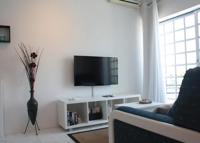 Apartamento Com Piscina Em Albufeira, Praia Da Oura